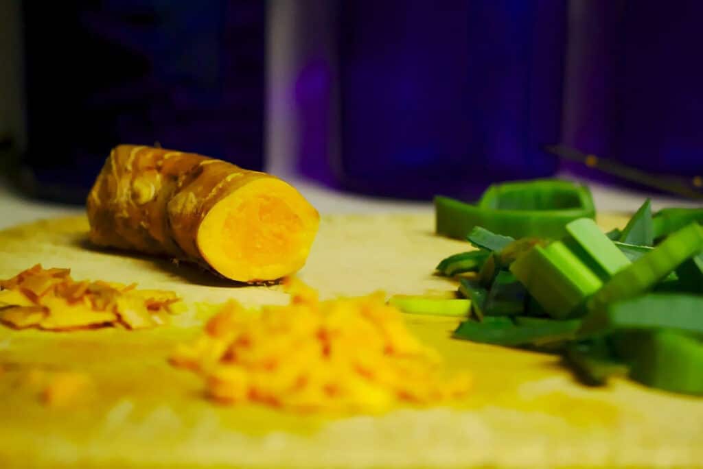 Curcuma : Bienfaits, Origine, Cuisson et bien plus ! Curcuma : Bienfaits, Origine, Cuisson et bien plus !