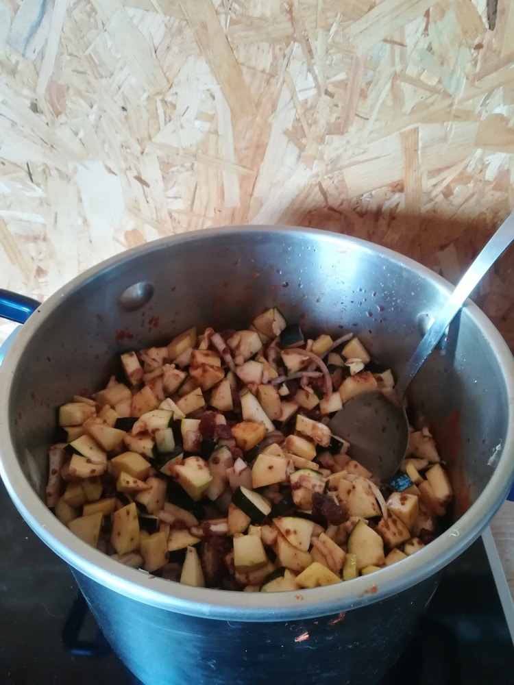 Recette de Chutney de Courgettes : facile et délicieuse !