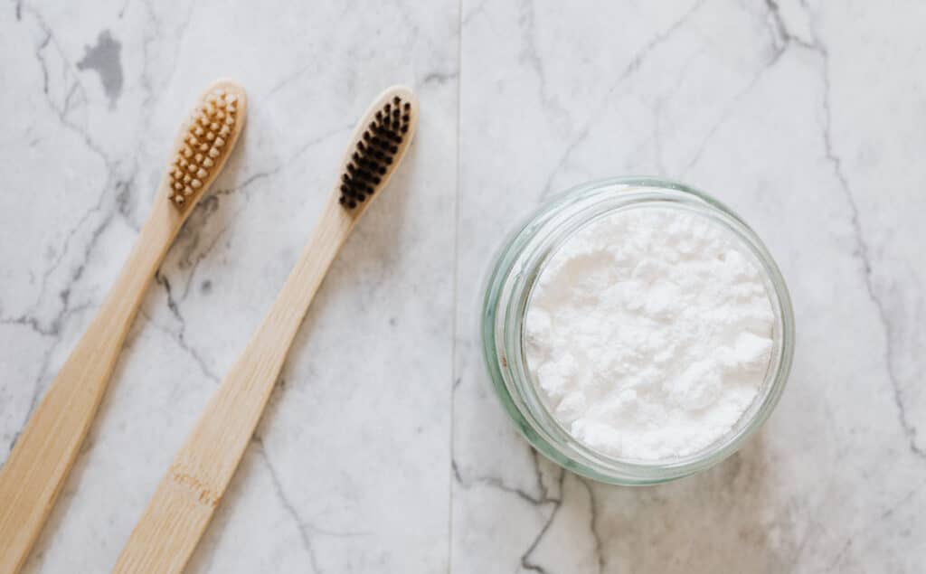 Comment Faire son Dentifrice Maison : 3 Recettes Faciles