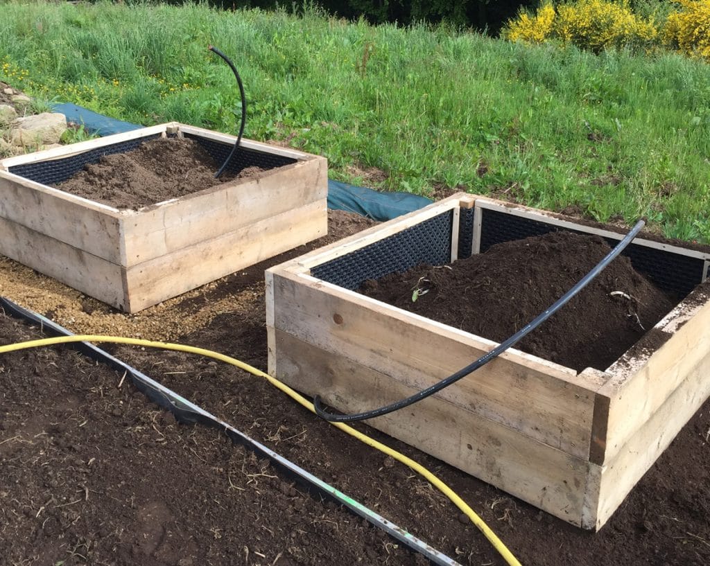 Comment fabriquer un carré potager surélevé ?