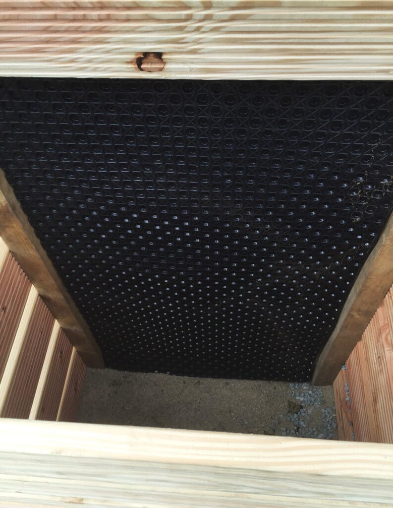 Comment fabriquer un composteur extérieur en bois ? [Tuto + Photos]