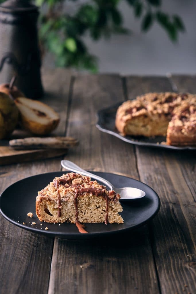 Recette de gâteau à la poire (avec une touche de chocolat)