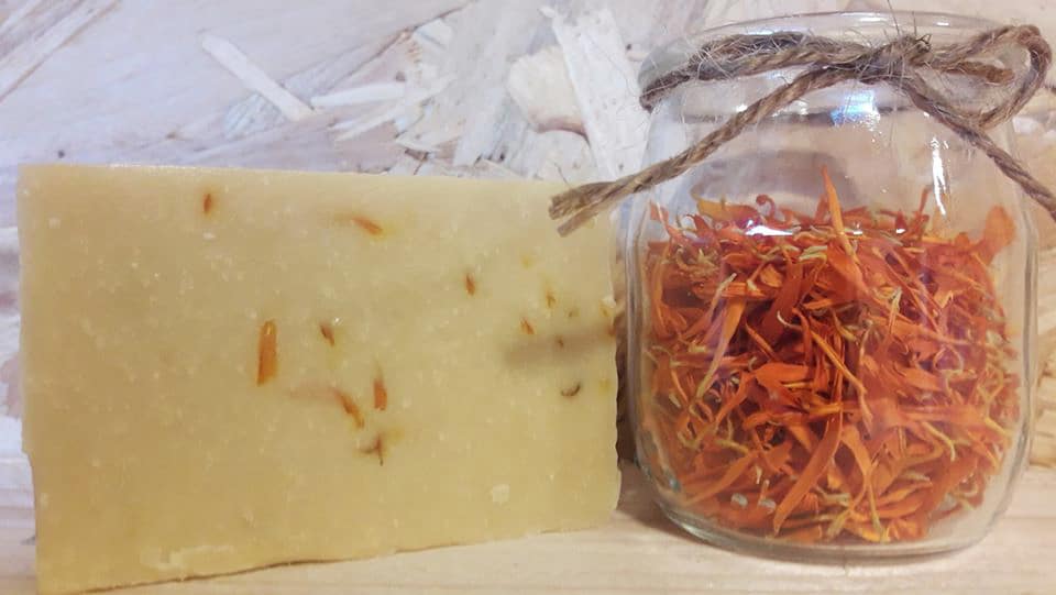 Savons bretons au lait d’ânesse, de La P'tite Ferme de Mélie. Savons bretons au lait d’ânesse, de La P'tite Ferme de Mélie.