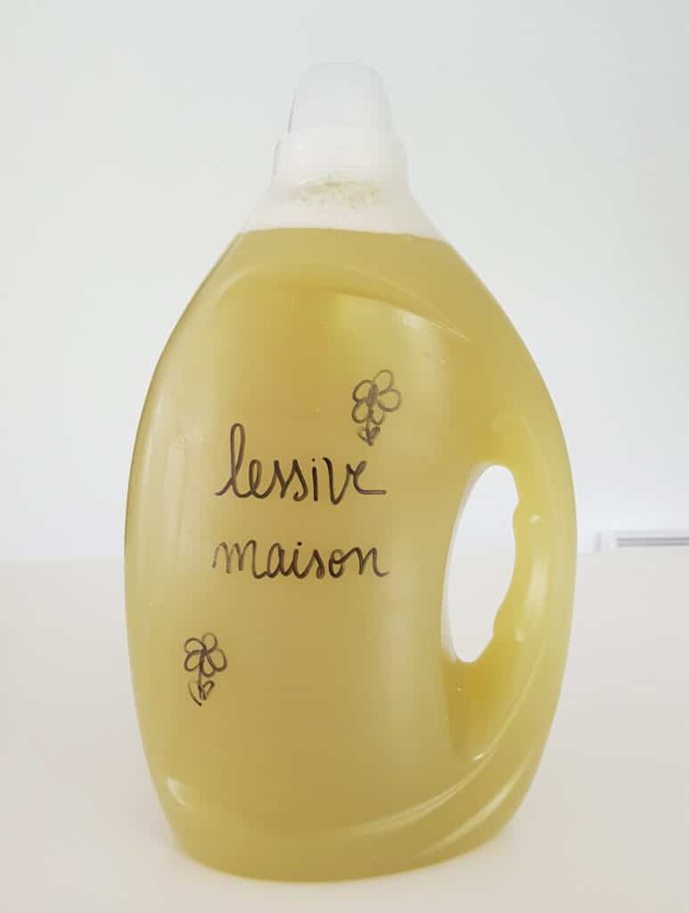 Une lessive maison naturelle et prête en 5 minutes !