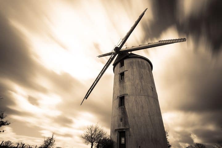 Les Vents d'Anges : Rencontre avec la meunière du Moulin de la Bicane. Les Vents d'Anges : Rencontre avec la meunière du Moulin de la Bicane.