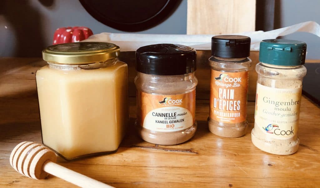 Recette maison de pain d'épices traditionnel, au miel