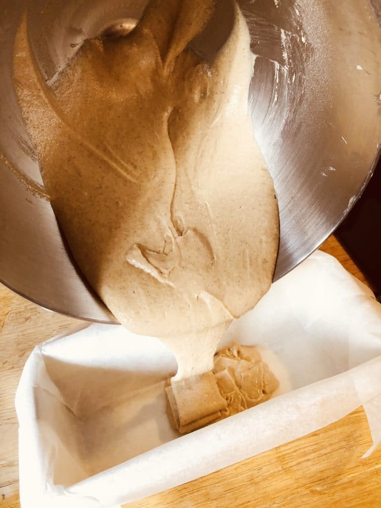 Recette maison de pain d'épices traditionnel, au miel