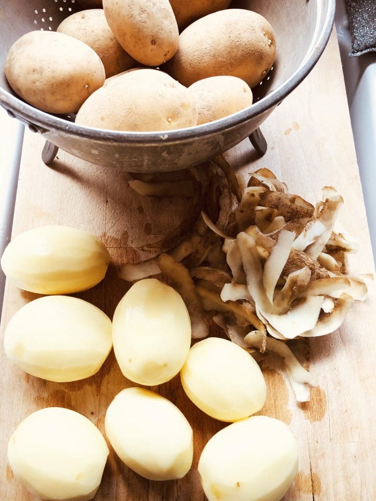 Recette de poutine, avec fromage local et sauce maison