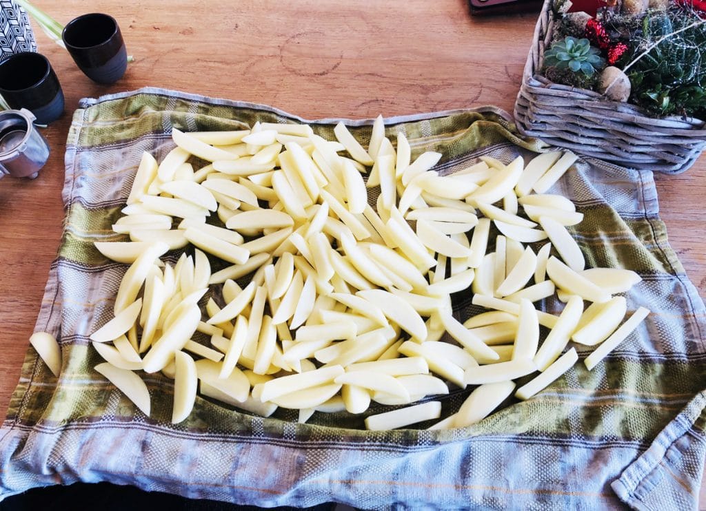 Recette de poutine, avec fromage local et sauce maison